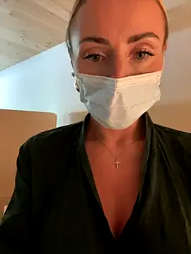 PrincessPlee – webcam model profile photo Image 16