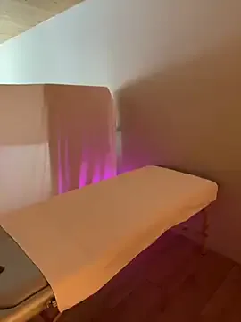 PrincessPlee – webcam model profile photo Image 6