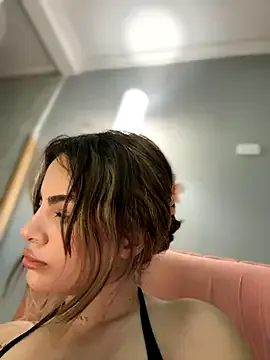 PrincessPlee – webcam model profile photo Image 8