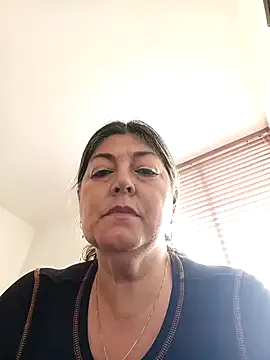 AryaMyers – webcam model profile photo Image 15