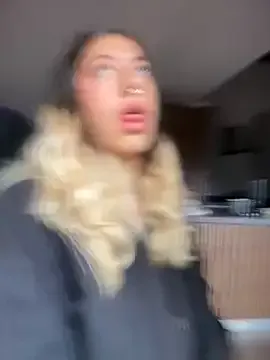 akamilasweetcm101 – webcam model profile photo Image 12