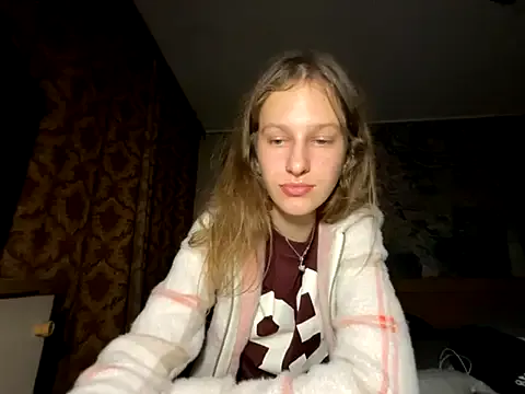 Hiiichan88 – webcam model profile photo Image 17