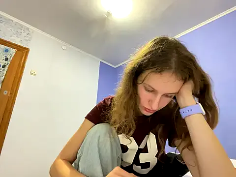 Hiiichan88 – webcam model profile photo Image 18