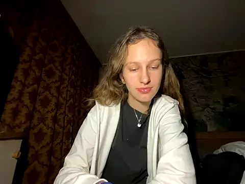 Hiiichan88 – webcam model profile photo Image 19