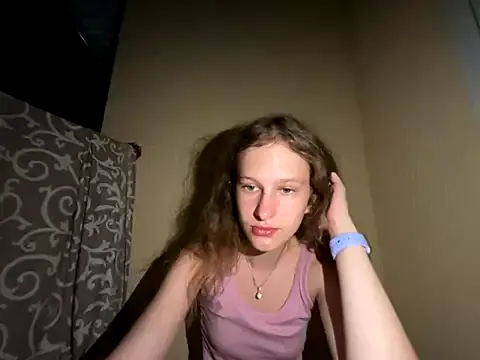 Hiiichan88 – webcam model profile photo Image 8