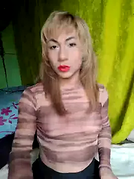 Playful_Adriana – webcam model profile photo Image 15