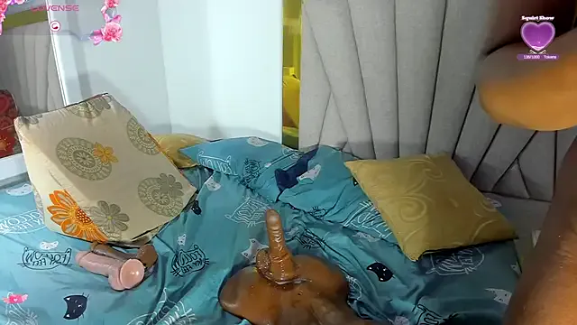 SexyMona – webcam model profile photo Image 2