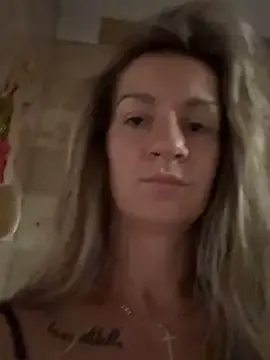 ALLYSONPARKERR – webcam model profile photo Image 9