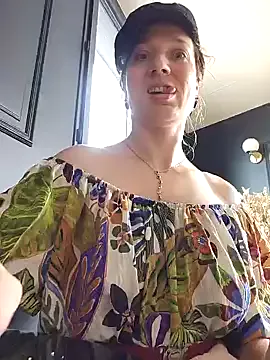 MissDesi webcam show Image 12