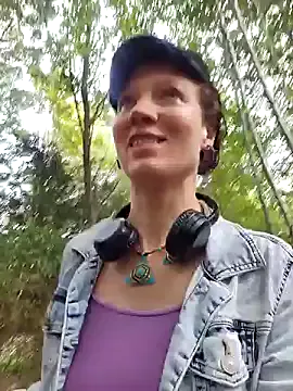 MissDesi webcam show Image 19