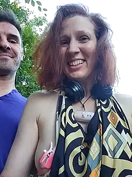 MissDesi webcam show Image 2