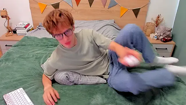 akamilasweetcm101 – webcam model profile photo Image 11