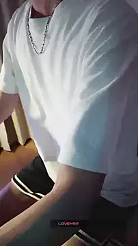 ThickyYvonne – webcam model profile photo Image 11