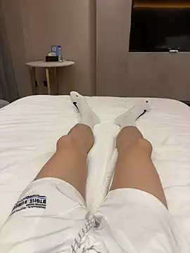 ThickyYvonne – webcam model profile photo Image 3