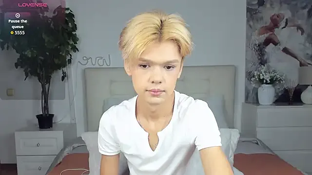 Shirly_cooper – webcam model profile photo Image 8