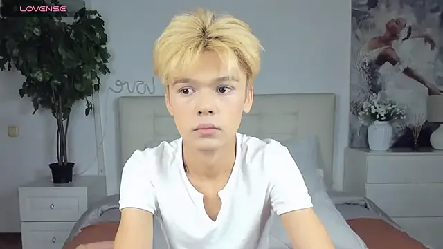 Shirly_cooper – webcam model profile photo Image 9