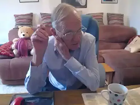 LolaBriink – webcam model profile photo Image 13