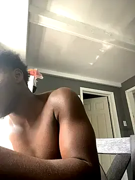 maxx_william – webcam model profile photo Image 16