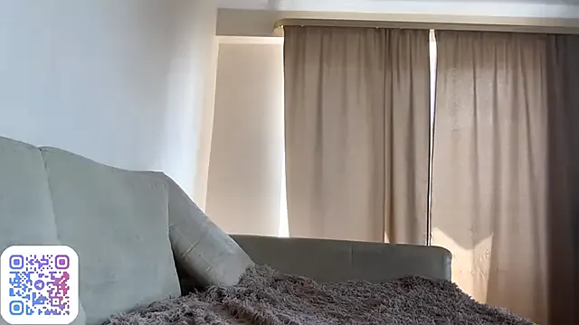 GoddessNinaOdille – webcam model profile photo Image 4