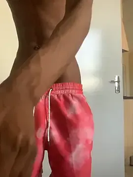 AlondraHill – webcam model profile photo Image 12