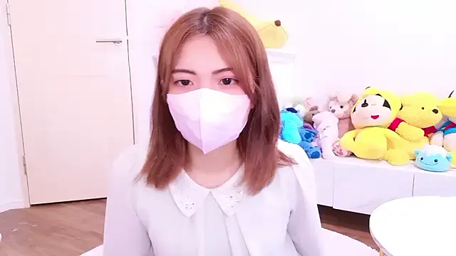 Issa_wiches – webcam model profile photo Image 5