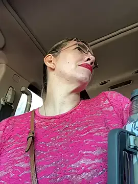 akamilasweetcm101 – webcam model profile photo Image 6