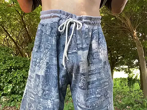 19xTHAxGOD – webcam model profile photo Image 17