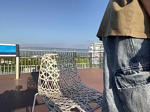 19xTHAxGOD – webcam model profile photo Image 8