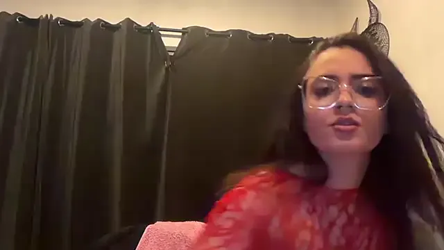 Hotnightsexxx – webcam model profile photo Image 14