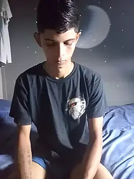 19xTHAxGOD – webcam model profile photo Image 15