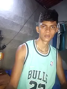 19xTHAxGOD – webcam model profile photo Image 7