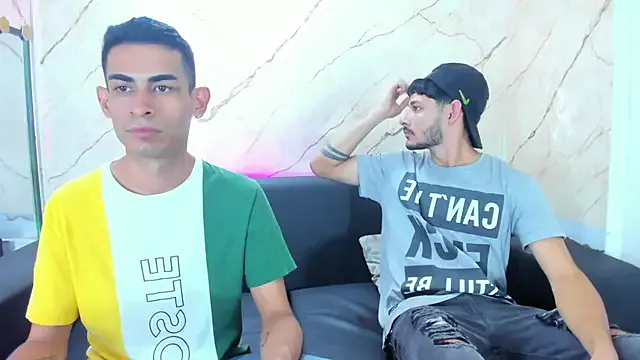 akamilasweetcm101 – webcam model profile photo Image 5