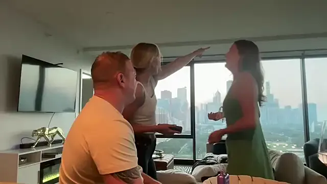 violetsinful webcam show Image 3