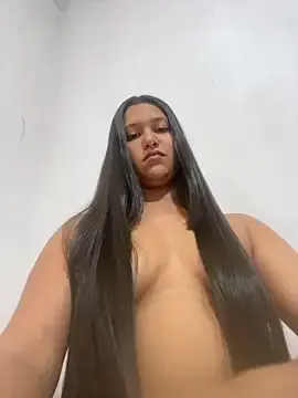 HanahMiler – webcam model profile photo Image 3