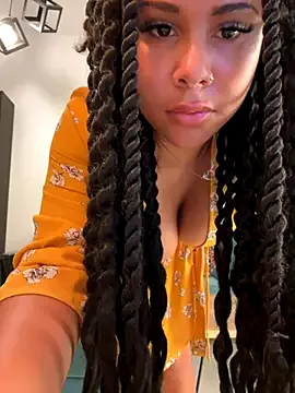 NamiMoon111 – webcam model profile photo Image 3