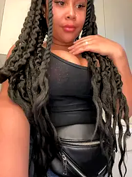 NamiMoon111 – webcam model profile photo Image 4