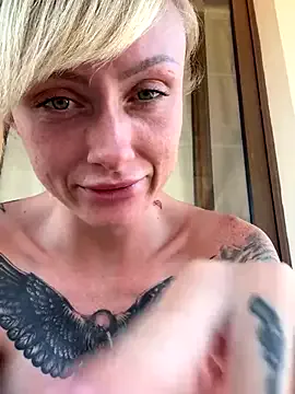 NinaMuller – webcam model profile photo Image 3