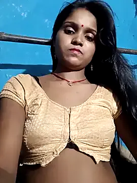 LaraMoon69 – webcam model profile photo Image 9