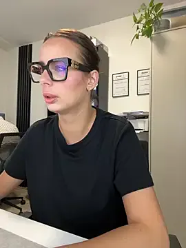 alanaascott – webcam model profile photo Image 14