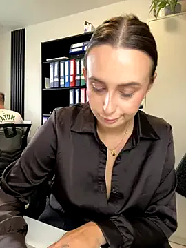 alanaascott – webcam model profile photo Image 4