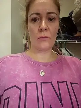 Simone_Miller webcam show Image 8