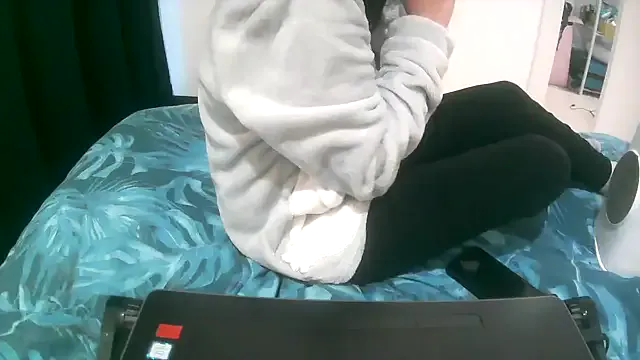 MissDesi webcam show Image 10