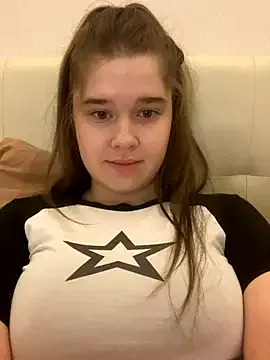 Jusufa – webcam model profile photo Image 2