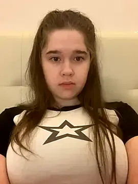 Jusufa – webcam model profile photo Image 8