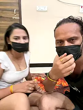 LaurenDwar – webcam model profile photo Image 3