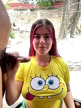 AryaMyers – webcam model profile photo Image 2