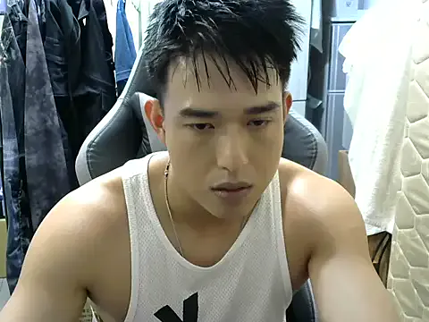 MaddiieEvans – webcam model profile photo Image 2