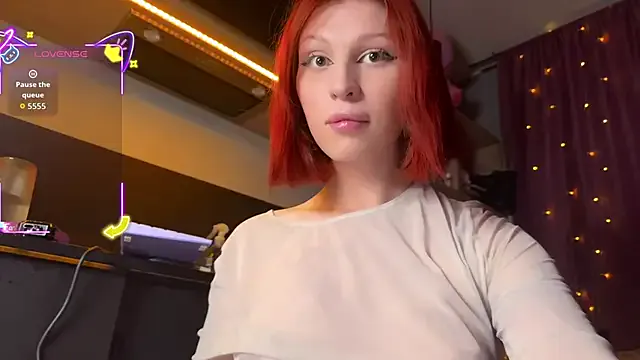 LyRoseuwu – webcam model profile photo Image 13