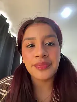 RachelBrooksxx – webcam model profile photo Image 3