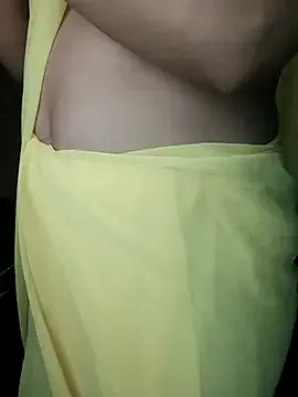 LauCamila – webcam model profile photo Image 18